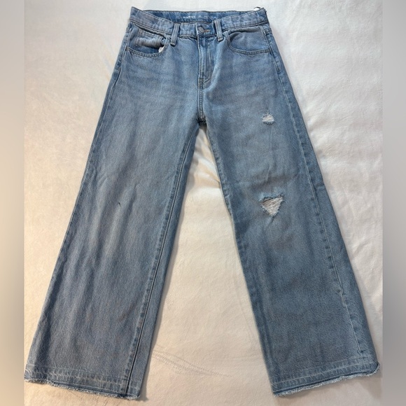 Old Navy Other - Old Navy High Rise Baggy Wide Leg Jeans Women’s 14 Light Wash Distressed Raw Hem